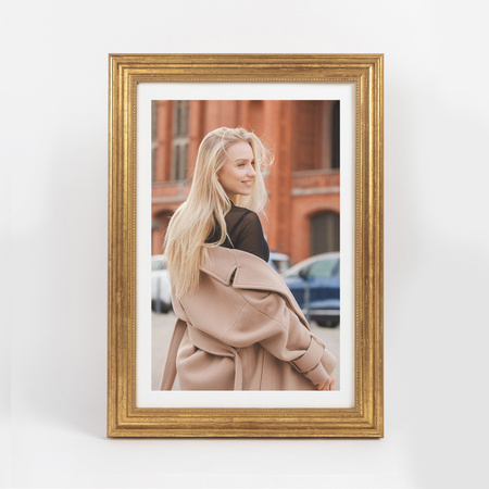 Ramka drewniana złota na zdjęcia DRZG M Z 30x45 cm