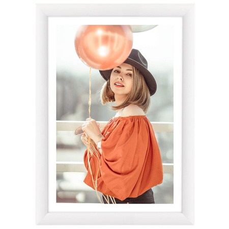 Biała ramka drewniana na zdjęcia EKO 1 10x15 cm