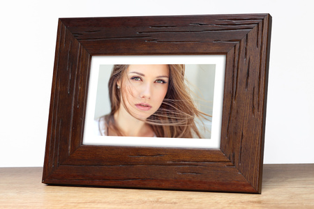 Ramka drewniana na zdjęcia DRL A 4 21x30 cm