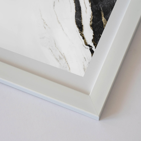 Biała ramka z tworzywa FOR A4