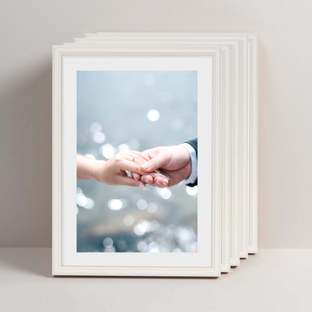 Pakiet 5 szt. białych ramek drewnianych na zdjęcia DRWA 1 21x30 cm