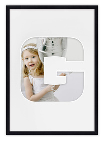 Ramka na zdjęcia LITERKA "G" czarna. Ramka z passe partout o rozmiarze 21x30 cm