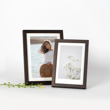 Pakiet 5 szt. ciemnobrązowych ramek drewnianych na zdjęcia PINIA 4 10x15 cm