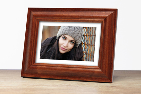 Ramka drewniana na zdjęcia DRL N 3 13x18 cm