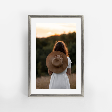 Srebrna ramka drewniana na zdjęcia EKO S2 25x38 cm