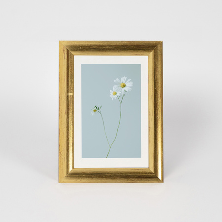 Złota ramka drewniana na zdjęcia EKO Z4 5x7 cm