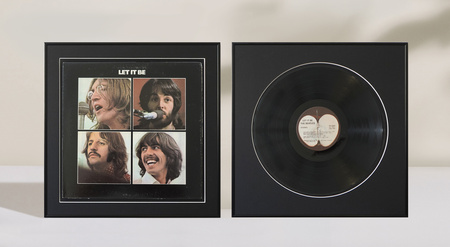 Czarna ramka na płytę winylową o rozmiarze 40x40 cm