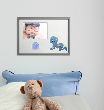 Ramka na zdjęcia do pokoju dziecięcego 21x30 cm szara z białym passe partout