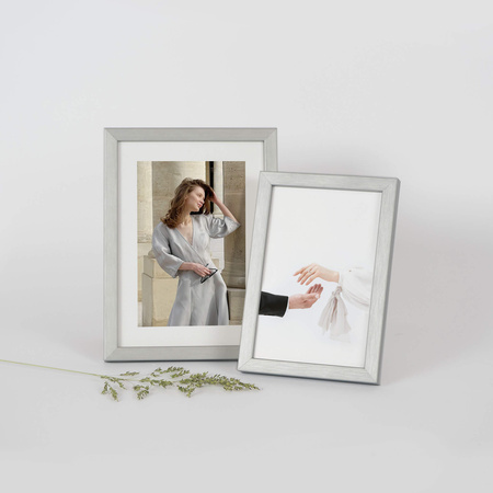 Srebrna ramka drewniana na zdjęcia PINIA S 13x18 cm