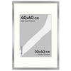 Srebrna ramka na zdjęcia HEN PASS S 40x60 cm z passe partout (30x40 cm)