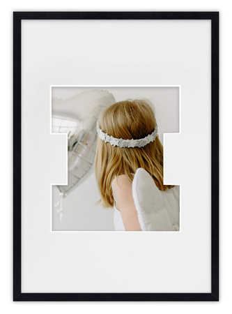 Ramka na zdjęcia LITERKA "I" 21x30 cm czarna z białym passe partout