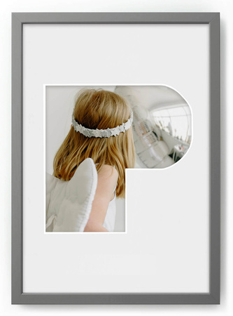 Ramka na zdjęcia LITERKA "P" 21x30 cm szara z białym z passe partout