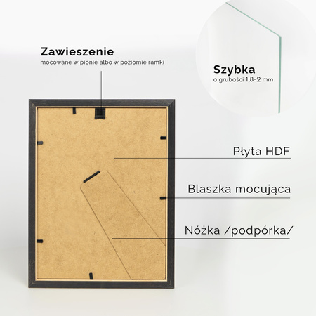 Czarna ramka drewniana ze złotym paskiem DRI CL 2 18x24 cm