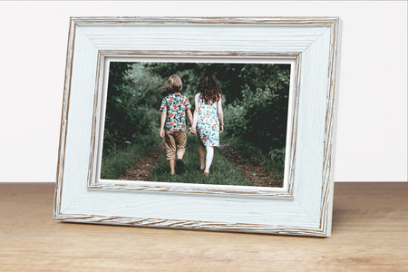 Ramka drewniana na zdjęcia DRL U 1 28x35 cm