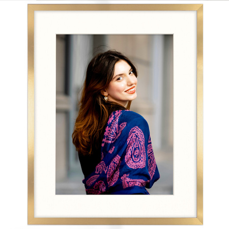 Złota ramka na zdjęcia HEN PASS Z 40x50 cm z passe partout (30x40 cm)