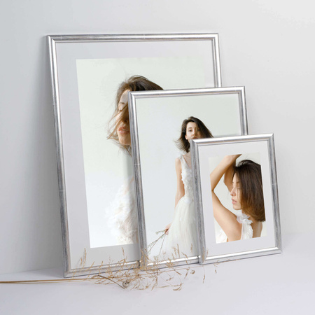 Srebrna ramka drewniana na zdjęcia EKO S2 24x30 cm