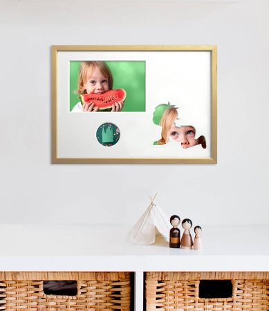 Ramka na zdjęcia do pokoju dziecięcego 21x30 cm jasne drewno z białym passe partout