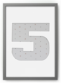 Ramka na zdjęcia CYFERKA "5" 21x30 cm szara z białym passe partout